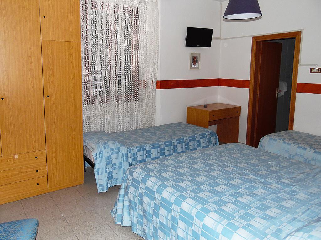 Albergo Ristorante La Torretta Castiglione dei Pepoli Oda fotoğraf